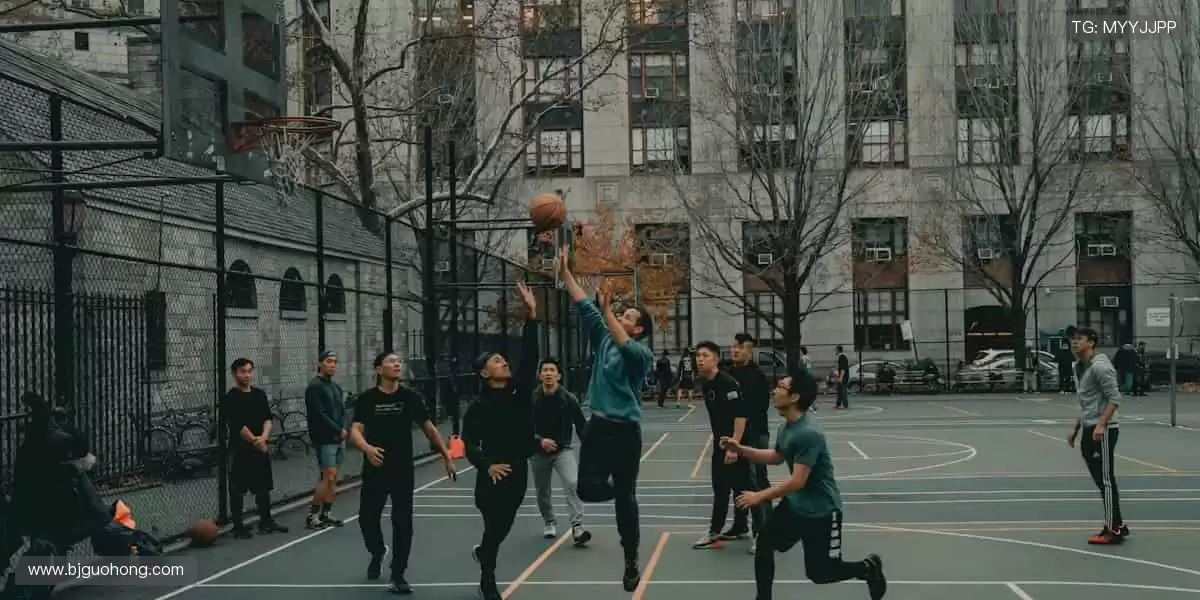 「从草根到巅峰，每一份坚持都值得被记录！📸上传你的故事，赢取专属奖励！」